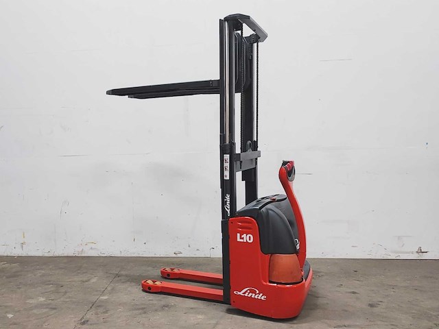 Linde - 2007 - l10 - stapelaar - afbeelding 2 van  7