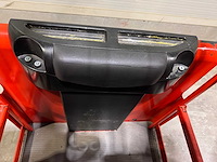 Linde - 2007 - v11 - elektrische orderpicker reach truck - afbeelding 6 van  9