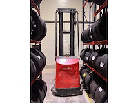 Linde - 2007 - v11 - elektrische orderpicker reach truck - afbeelding 9 van  9