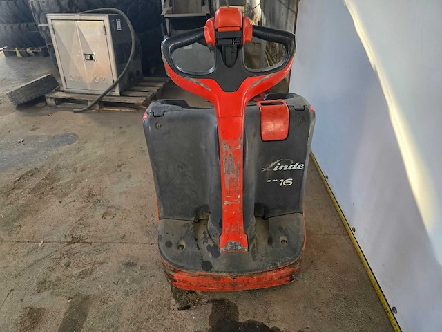 Linde - 2012 - 16 - elektrische palletwagen - afbeelding 4 van  10