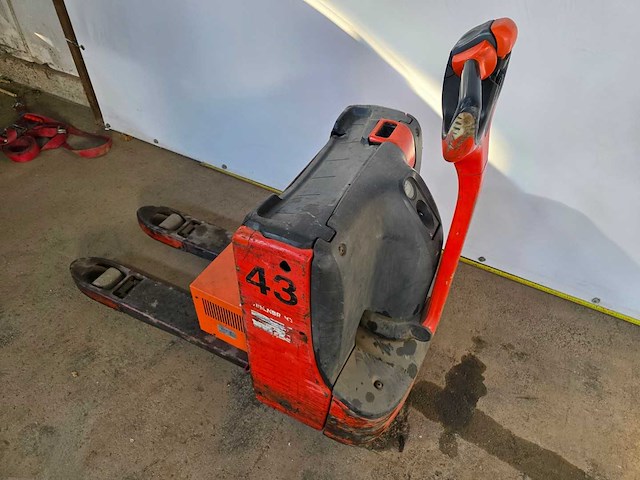 Linde - 2012 - 16 - palletwagen 24v - afbeelding 6 van  16