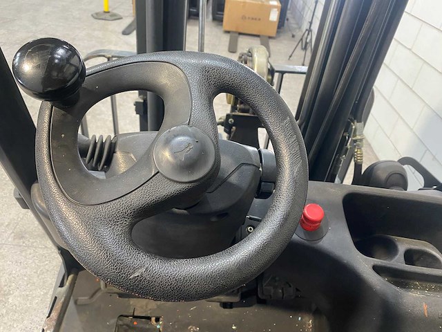 Linde - 2012 - e15 - vorkheftruck - afbeelding 2 van  11