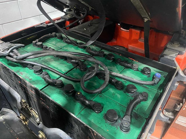 Linde - 2012 - e15 - vorkheftruck - afbeelding 8 van  16