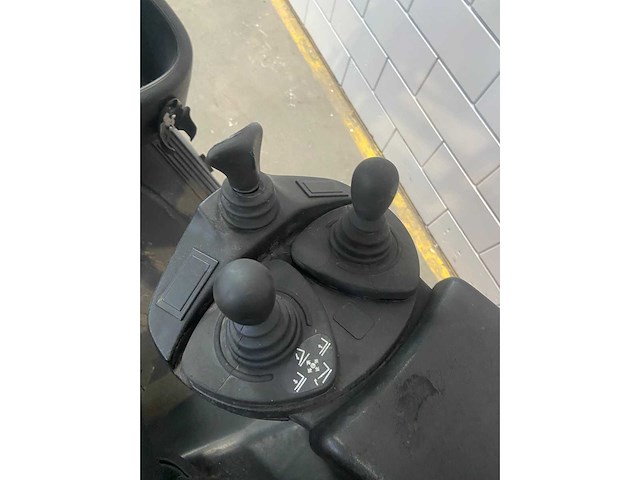 Linde - 2013 - h20t - vorkheftruck - side-shift - afbeelding 9 van  12