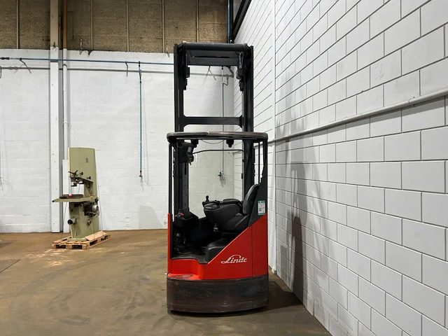 Linde - 2013 - r14x-03 - reach truck - afbeelding 10 van  16