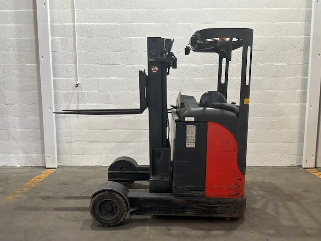 Linde - 2013 - r16g - reach truck - afbeelding 10 van  16