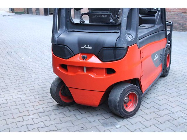 Linde - 2014 - e25 - 5.93m triplex, free-lift, vorkversteller, side-shift - vorkheftruck - afbeelding 6 van  18