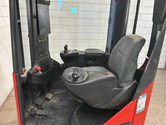 Linde - 2014 - r14x-03 - reach truck - afbeelding 7 van  18