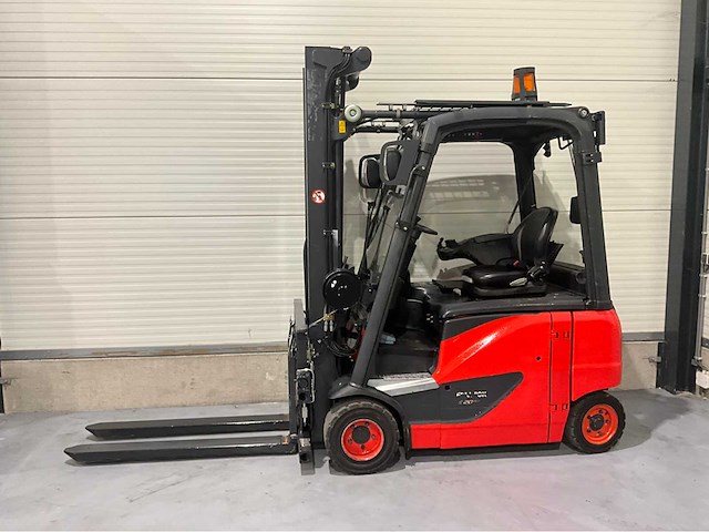 Linde - 2015 - e20ph-02 2000kg - uitschuifbare lepels / lepelversteller accu 2020 vorkheftruck - afbeelding 8 van  15