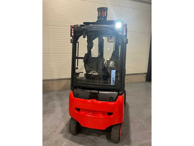 Linde - 2015 - e20ph-02 2000kg - uitschuifbare lepels / lepelversteller accu 2020 vorkheftruck - afbeelding 12 van  15
