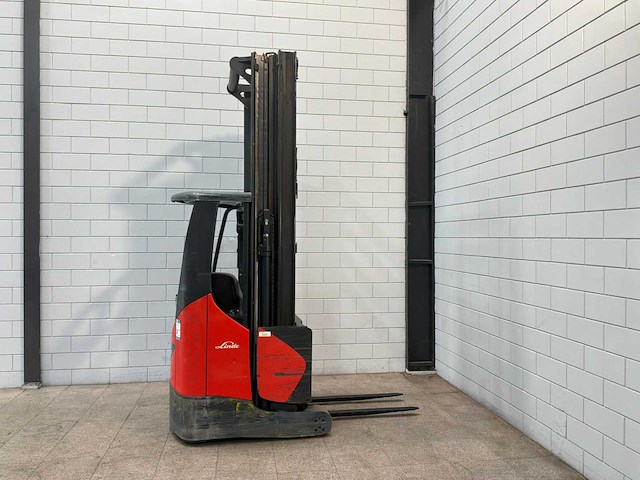 Linde - 2015 - r14x-03 - reach truck - afbeelding 11 van  18