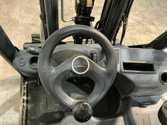 Linde - 2016 - e16-02 - vorkheftruck - afbeelding 5 van  19