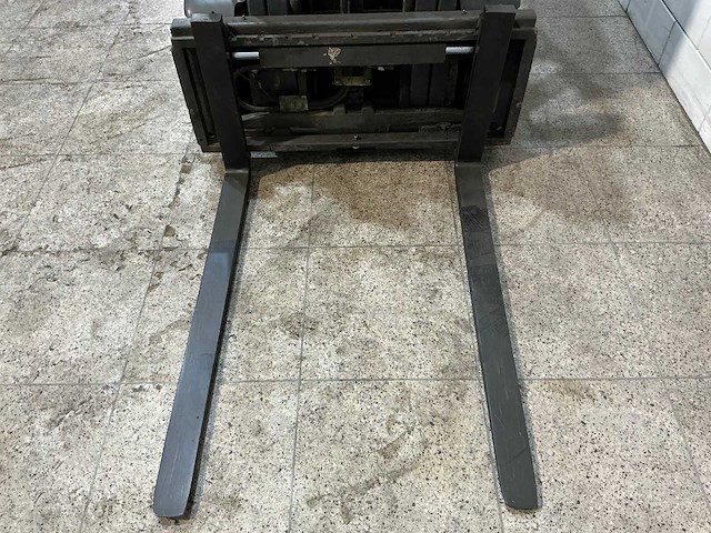 Linde - 2016 - e16-02 - vorkheftruck - afbeelding 15 van  19