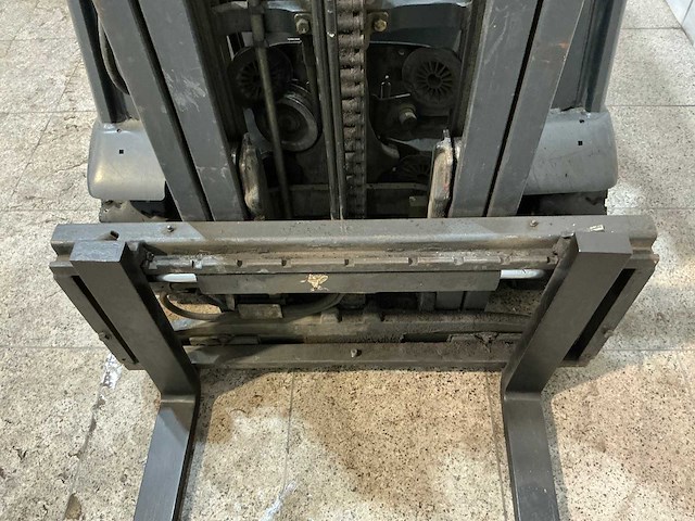 Linde - 2016 - e16-02 - vorkheftruck - afbeelding 16 van  19