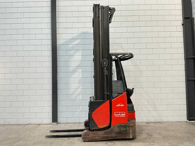 Linde - 2016 - r14x-03 - reach truck - afbeelding 1 van  16