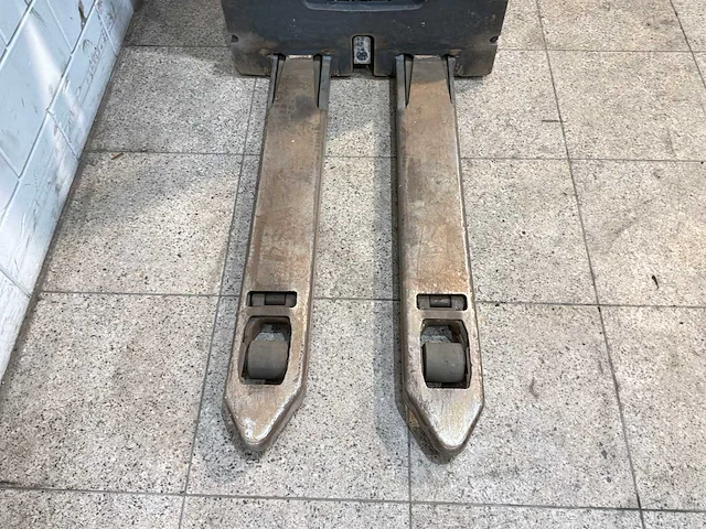 Linde - 2017 - d12hp sp - stapelaar - afbeelding 6 van  15
