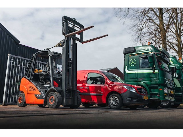 Linde - 2017 - h25t-02 - 5.55m triplex, free-lift, side-shift, vorkversteller - vorkheftruck - afbeelding 21 van  22