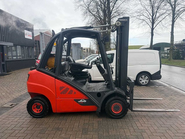 Linde - 2017 - h25t-02 - 5.55m triplex, free-lift, side-shift, vorkversteller - vorkheftruck - afbeelding 5 van  22