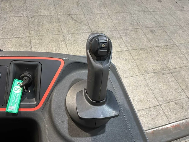 Linde - 2017 - t20s - elektrische palletwagen - afbeelding 10 van  12