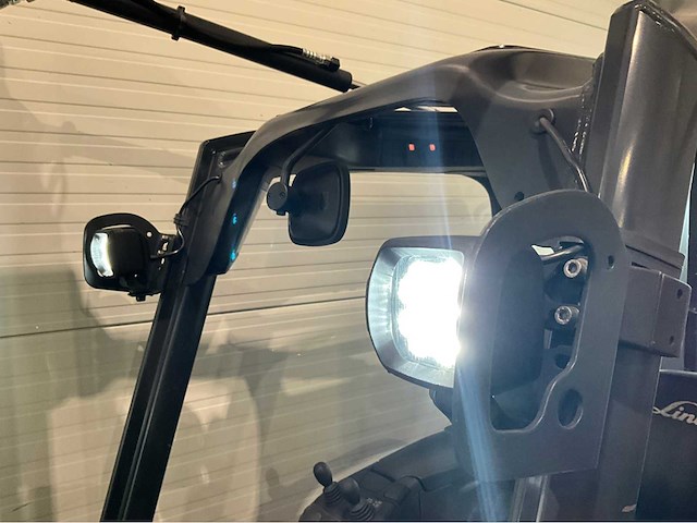 Linde - 2018 - e18-02 - vorkheftruck - afbeelding 2 van  9