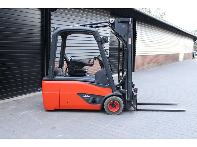 Linde - 2018 - e20 l -02 - vorkheftruck - afbeelding 12 van  18