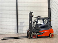 Linde - 2018 - e35l - vorkheftruck - side-shift - vorkensteller - afbeelding 12 van  20