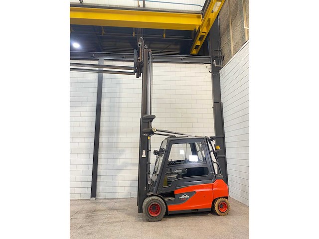 Linde - 2018 - e35l - vorkheftruck - side-shift - vorkensteller - afbeelding 17 van  20