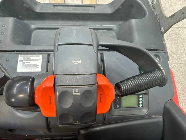 Linde - 2018 - t20sp - elektrische palletwagen - afbeelding 9 van  12
