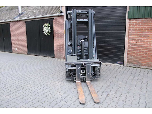 Linde - 2019 - e16 - 4.62m triplex, reachlepels, free-lift, vorkensteller, side-shift - vorkheftruck - afbeelding 14 van  17