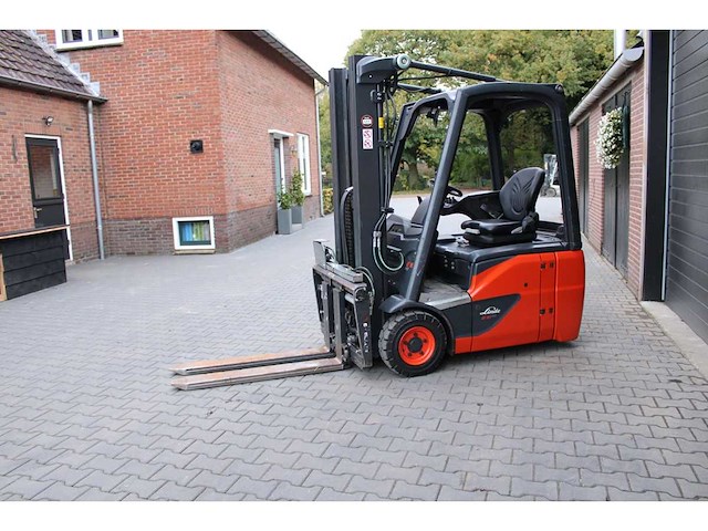 Linde - 2019 - e16 - 4.62m triplex, reachlepels, free-lift, vorkensteller, side-shift - vorkheftruck - afbeelding 2 van  17