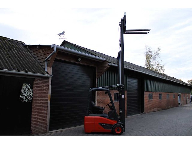 Linde - 2019 - e16 - 4.62m triplex, reachlepels, free-lift, vorkensteller, side-shift - vorkheftruck - afbeelding 7 van  17