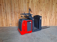 Linde - 2019 - v08-02 - stapelaar - afbeelding 1 van  13