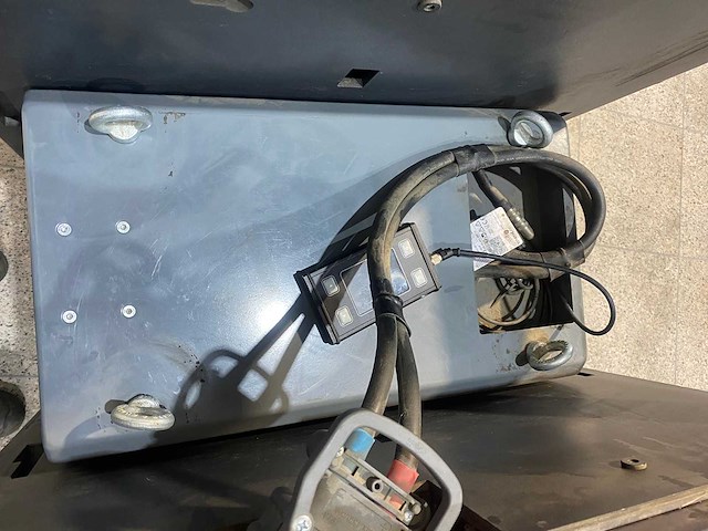 Linde - 2019 - v10-02 - orderpicker - afbeelding 3 van  13