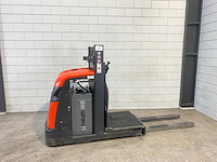 Linde - 2019 - v10-02 - orderpicker - afbeelding 1 van  13