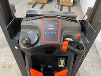 Linde - 2019 - v10-02 - orderpicker - afbeelding 11 van  13