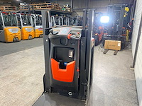 Linde - 2019 - v10-02 - orderpicker - afbeelding 4 van  8
