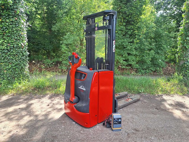 Linde - 2021 - l14 - stapelaar - afbeelding 6 van  10