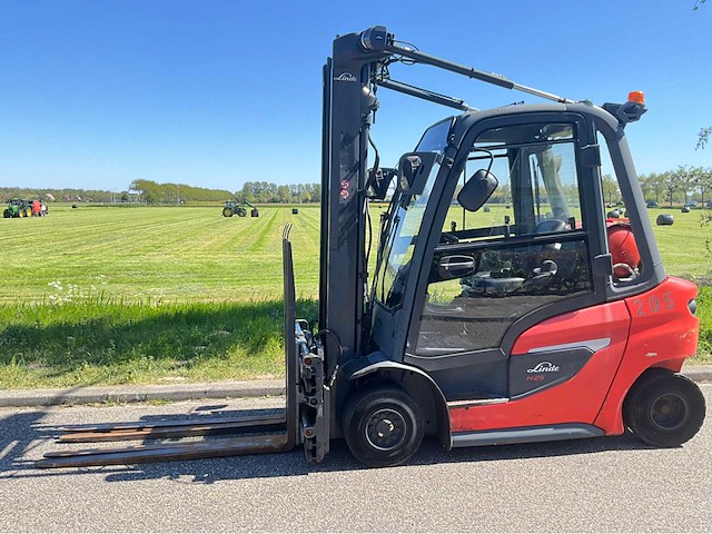 Linde - 2022 - h25t-01 - 2500kg - vorkheftruck - afbeelding 1 van  22