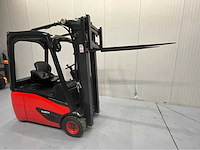 Linde - e16 evo vorkheftruck 2021 triplex - freelift - sideshift - 5110 uur - 1600kg - multifunctioneel dashboard - afbeelding 11 van  27