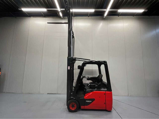 Linde - e16 evo vorkheftruck 2021 triplex - freelift - sideshift - 5110 uur - 1600kg - multifunctioneel dashboard - afbeelding 24 van  27