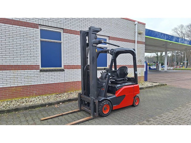 Linde - e16 p-02 - vorkheftruck triplex - free-lift - side-shift - afbeelding 1 van  13