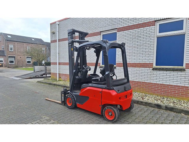 Linde - e16 p-02 - vorkheftruck triplex - free-lift - side-shift - afbeelding 7 van  13