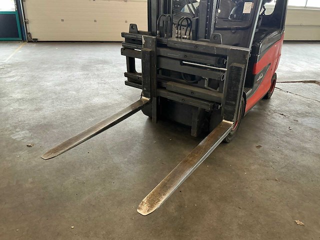 Linde - e25 hl-01/600 - forklift truck - 2016 - afbeelding 9 van  19