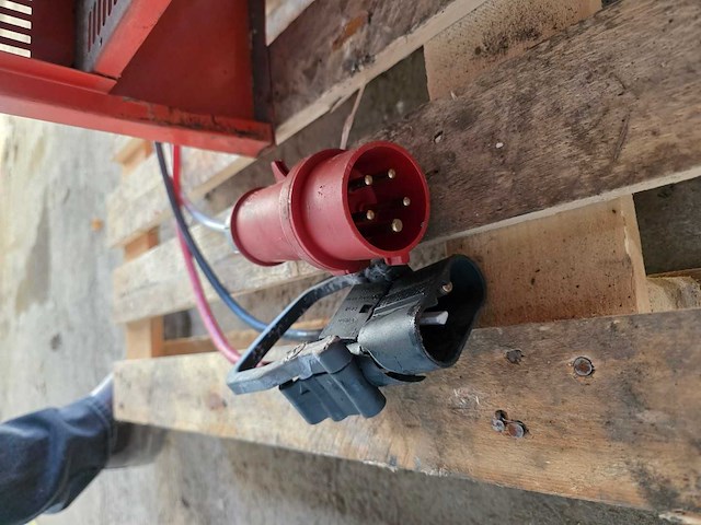 Linde - fw100 t48/100 - batterijlader 48v 100a - afbeelding 5 van  8