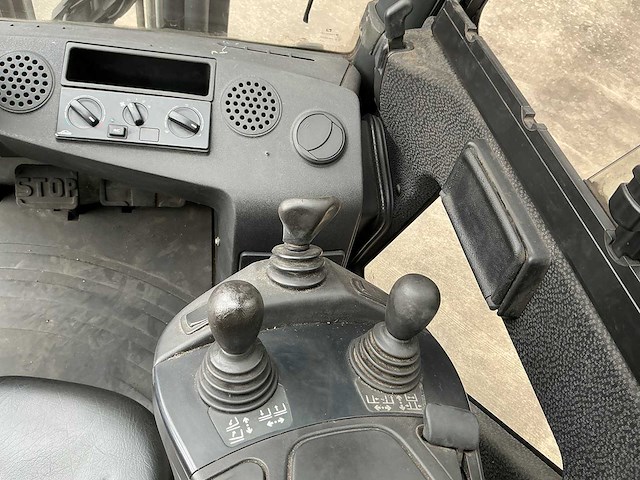 Linde - h-30-t-02 (393) - forklift trucks - 2014 - afbeelding 9 van  10