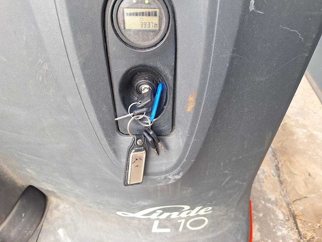 Linde - l10 - stapelaar - 2015 - 394 uur - afbeelding 8 van  10
