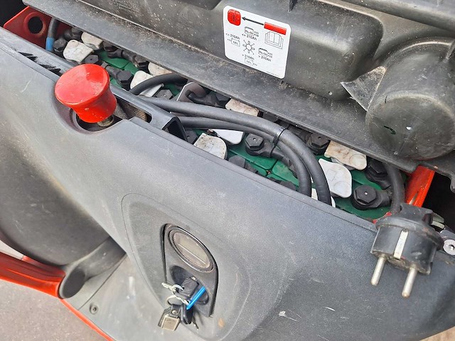 Linde - l10 - stapelaar - 2015 - 394 uur - afbeelding 9 van  10