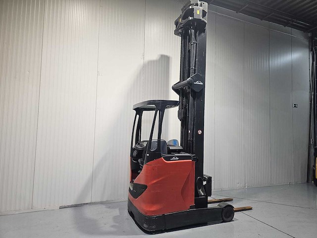 Linde - r14hd-01 - reach truck triplex - sideshift - freelift - afbeelding 11 van  15