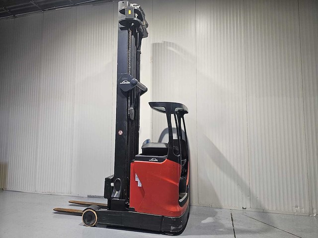Linde - r16 - reach truck - triplex - freelift - sideshift - afbeelding 9 van  15