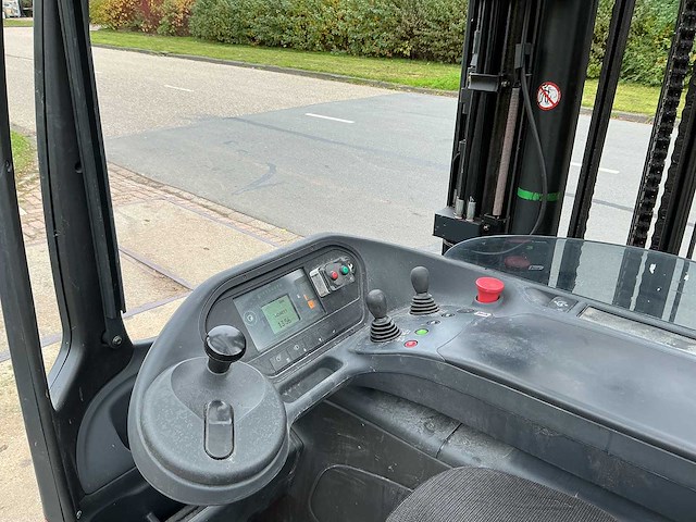 Linde - r16-01 - reach heftruck - 2015 - afbeelding 9 van  11